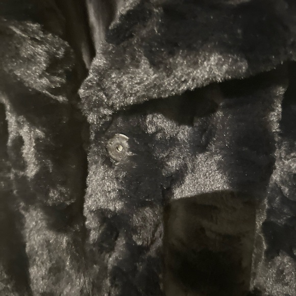 Kenneth Cole Black Teddy Jacket women’s size large. Faux fur. - Picture 6 of 8